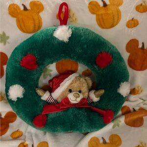 Plush Christmas Wreath with Bear - Green and Red, soft and adorable